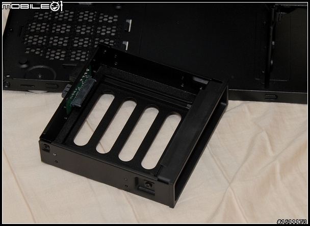 【開箱】i7 2600K+Z68AP-D3新機裝Silencio 550