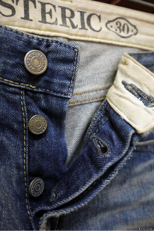 [分享] Hysteric Glamour HG Liquid Scattered 血漬 潑漆褲