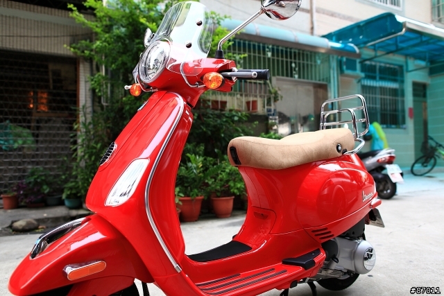 [開箱] Vespa LX125 火紅...
