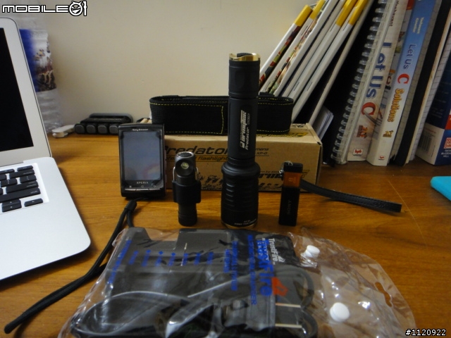 終於購入Armytek Predator 掠奪者....