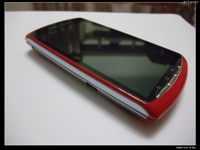 [開箱] Xperia Play 火紅分享！！！
