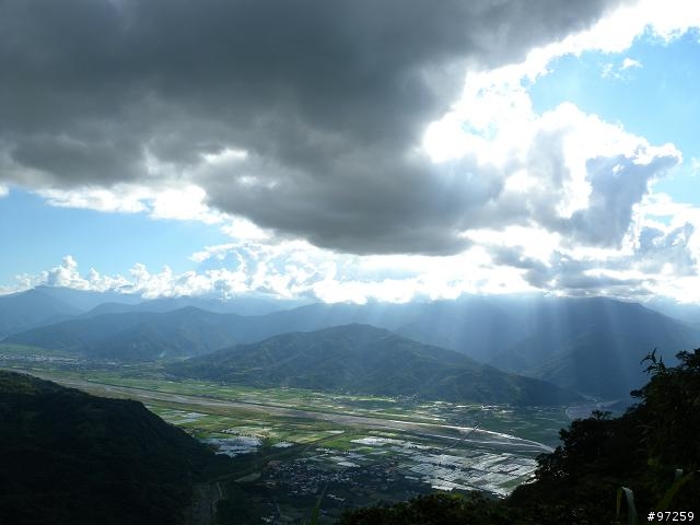 2011/08/16~18  大男子3天3夜環半島 赤科山+六十石山賞金針遊記分享