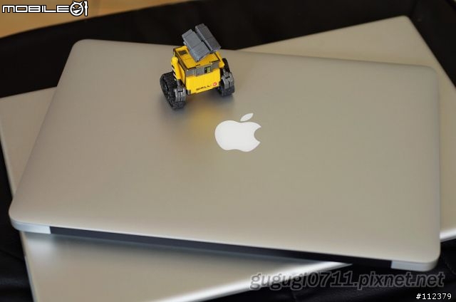 [開箱]台版New Apple MacBook Air 13" i5 SSD128GB