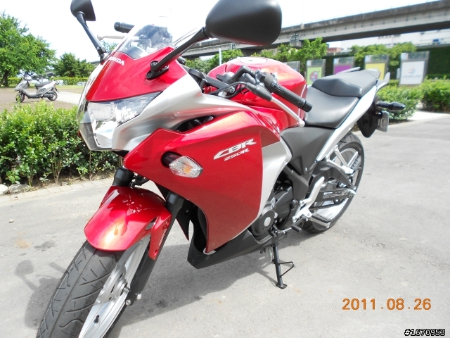 2011CBR250R入手啦(不專業分享)^^~~~