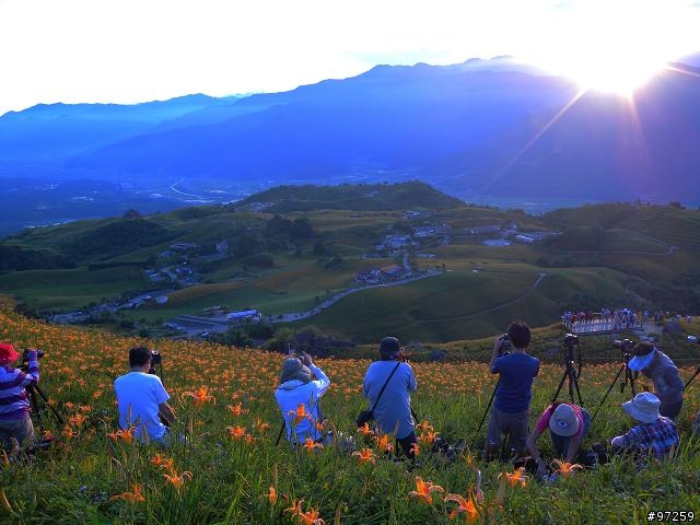2011/08/16~18  大男子3天3夜環半島 赤科山+六十石山賞金針遊記分享