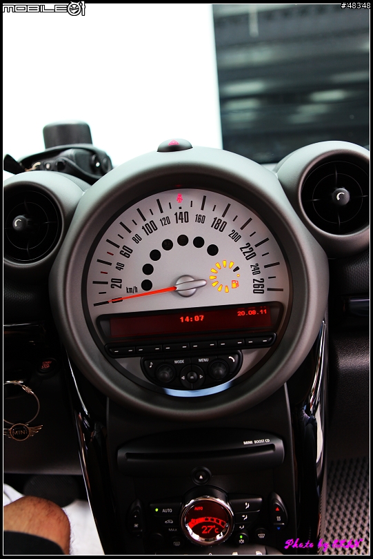 [開箱文]無可取代的迷你精神-MINI Cooper Countryman