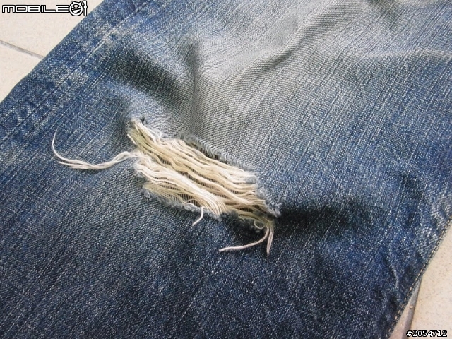 [分享] levis 501養褲快三年+DIY手工破壞~