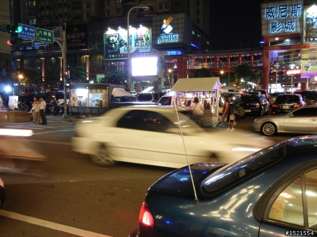 【開箱】Nikon COOLPIX S8100 隨身旅遊機[圖多]