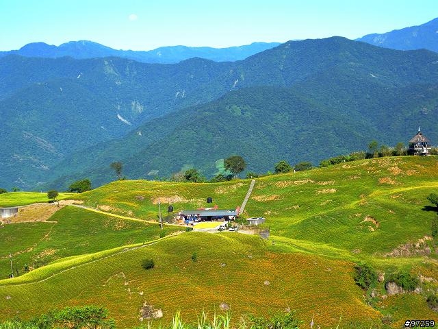 2011/08/16~18  大男子3天3夜環半島 赤科山+六十石山賞金針遊記分享