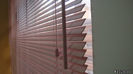 夏日炎炎救星----粉紅百葉窗