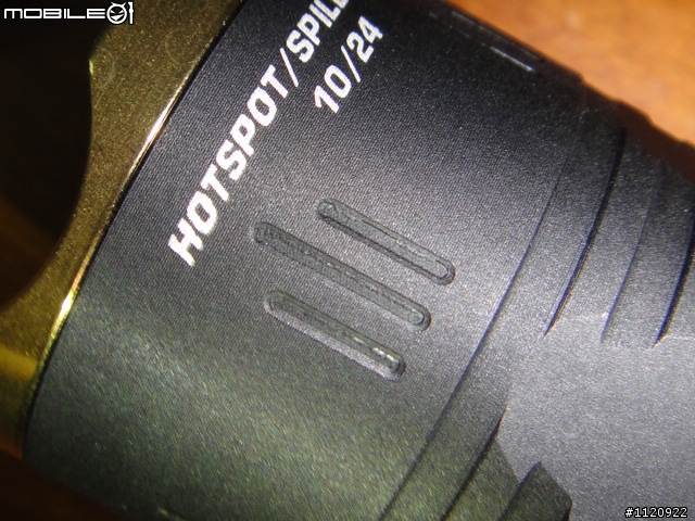 終於購入Armytek Predator 掠奪者....