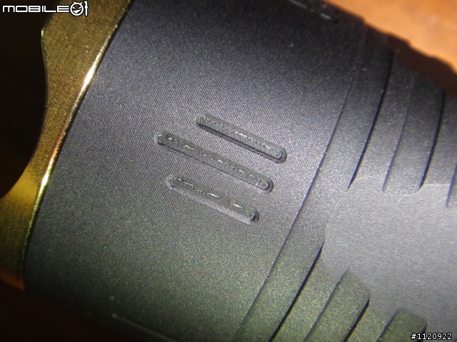 終於購入Armytek Predator 掠奪者....