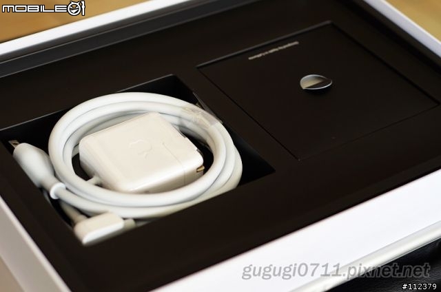 [開箱]台版New Apple MacBook Air 13" i5 SSD128GB