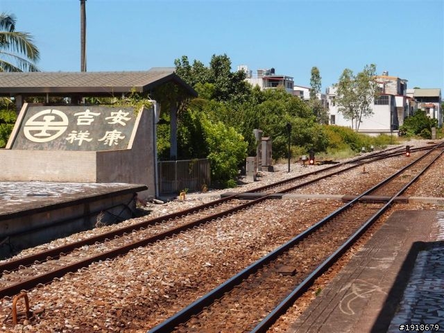 三天二夜坐火車環島兼完成 「鐵道旅行，幸福100」