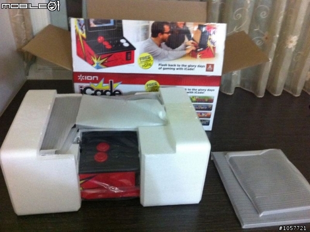 不專業開箱文  IPAD專用搖桿主 old school風