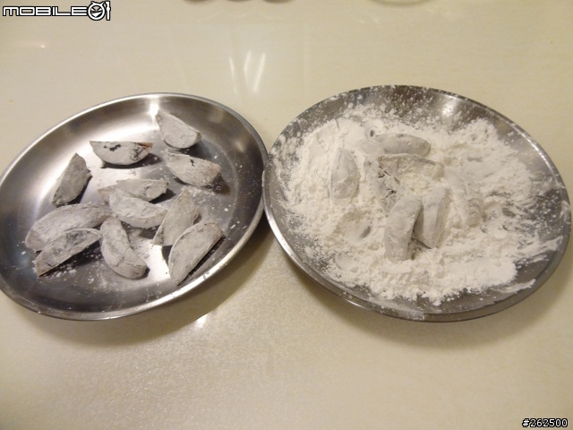 [chef料理廚房]"歪"國人覺得很怪的美味大變身。宮保皮蛋。(非黑暗料理)