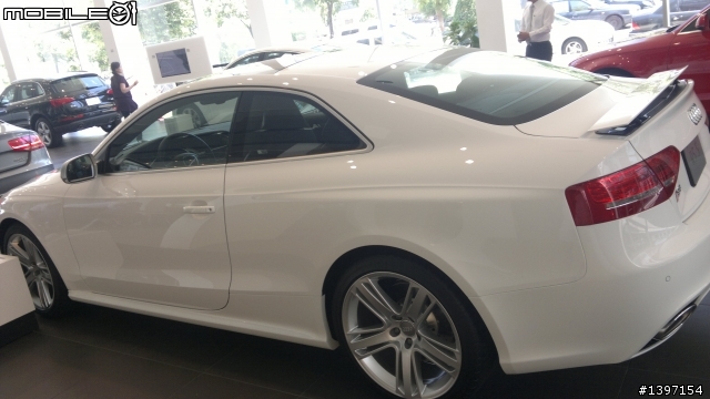 AUDI   RS5