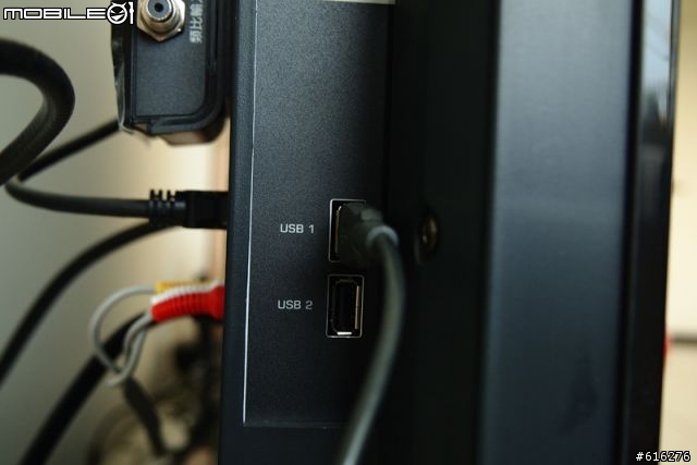 [開箱] CP值超高的42吋3D電視-VIZIO 3DTV [2011/10/6更新:贈送的3D藍光Player送來囉!]