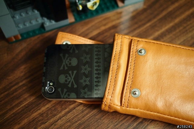 【西西分享】最昂貴的骷髏頭mastermind JAPAN x iPhone4
