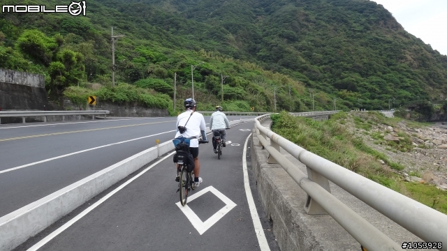 兩鐵papa go舊草嶺隧道＋三貂角燈塔