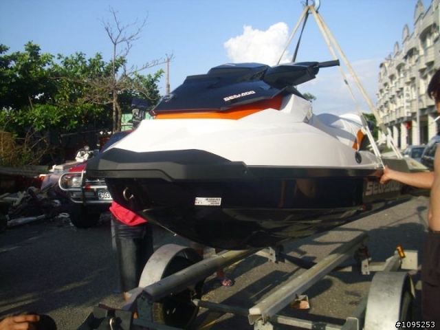 <開箱>不是路上跑的1500cc摩托車開箱