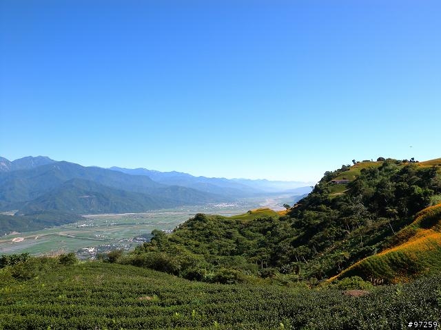 2011/08/16~18  大男子3天3夜環半島 赤科山+六十石山賞金針遊記分享