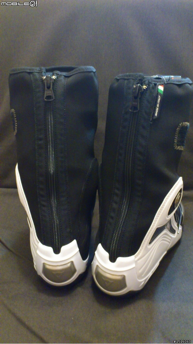 Dainese ST AXIAL PRO IN 開箱