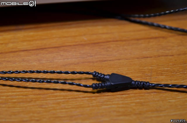 [開箱] EarSonics SM3-V2