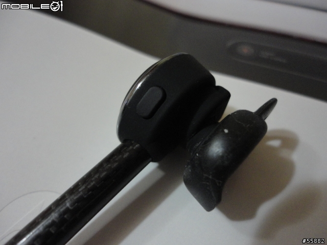 BLUETREK Carbon 超輕碳纖藍牙耳機開箱