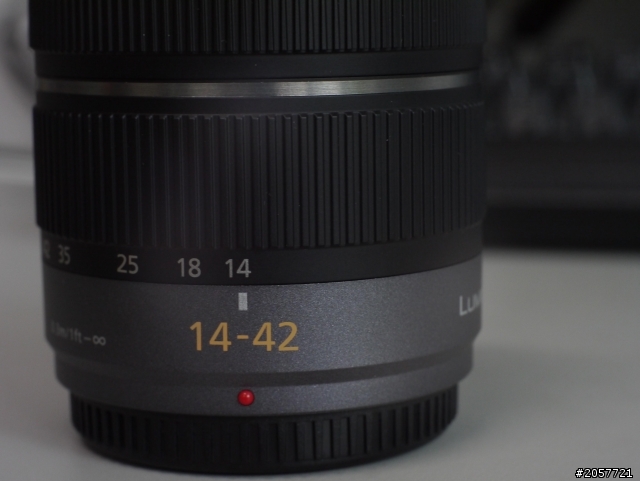 C-mount 35mm/f1.7 電影鏡頭及新型的轉接環(+圖)
