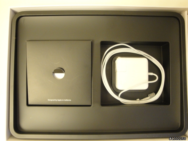 極度不專業開箱Macbook Air 13'' + Moshi Muse