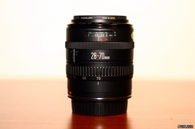 Canon EF輕巧老鏡 - EF28-70mm f/3.5-4.5 II