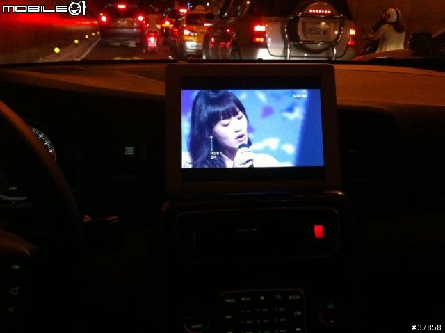 覺得S60的七吋VSI螢幕太小嗎?iPad 給你十吋