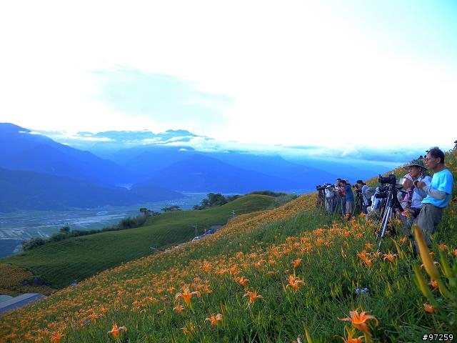 2011/08/16~18  大男子3天3夜環半島 赤科山+六十石山賞金針遊記分享