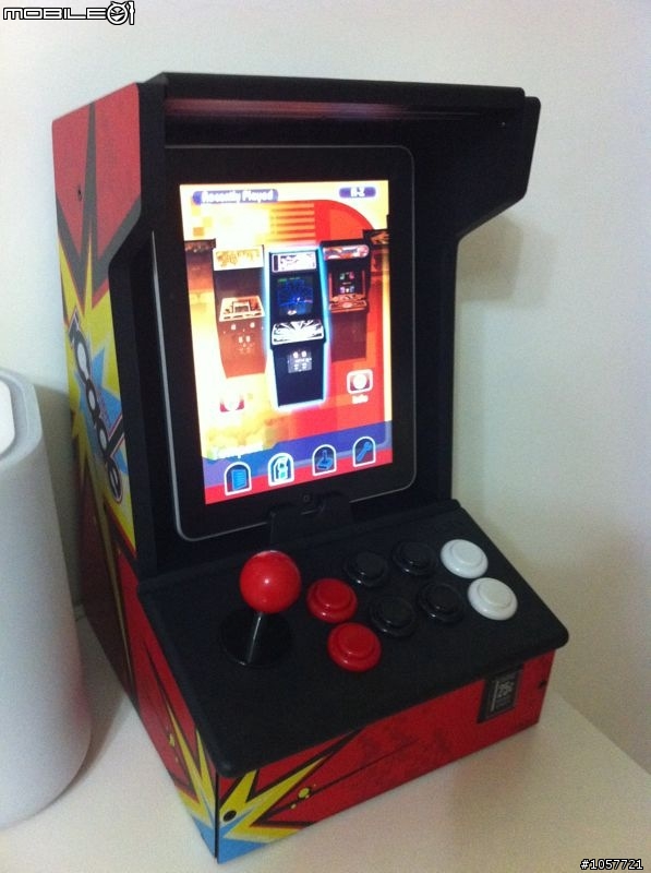 不專業開箱文  IPAD專用搖桿主 old school風