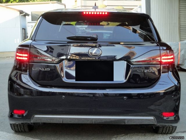 Lexus CT200h- 晶鑽黑照片
