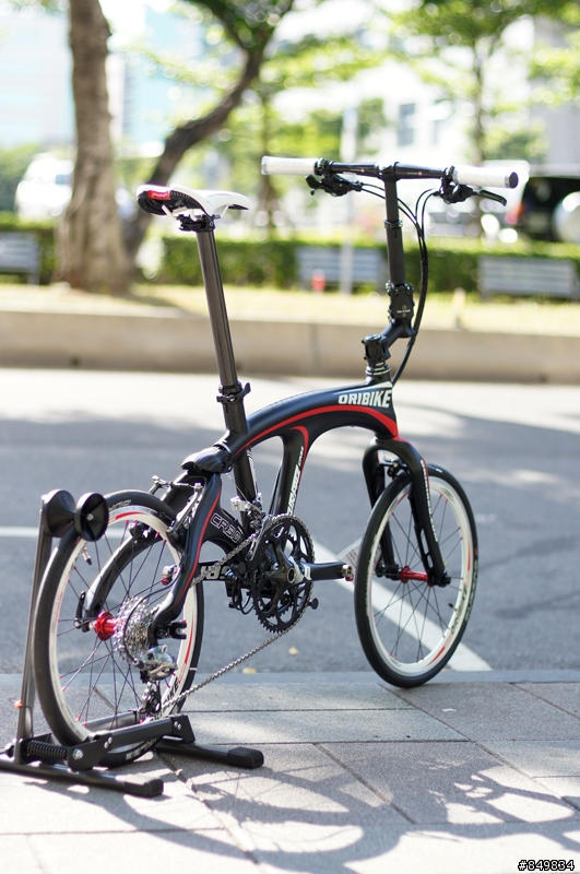 [新車特寫] ORi CR3.0全碳纖20"縱向摺疊車，原廠CR8.7套件直改，世界第一台。
