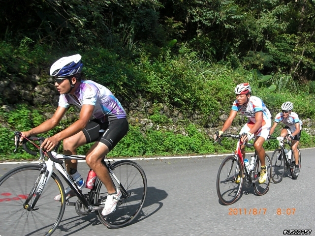 2011拉拉山賽相片~逃脫集團vs領先集團