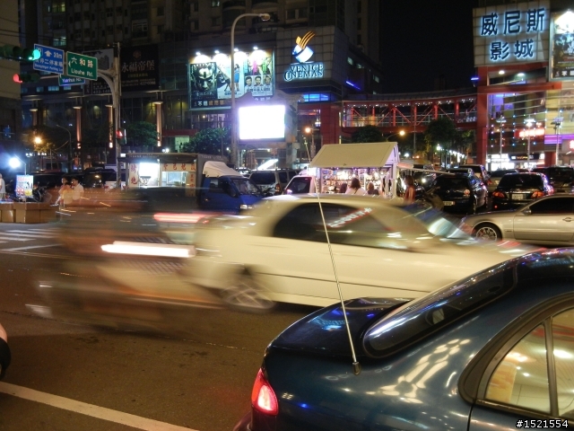 【開箱】Nikon COOLPIX S8100 隨身旅遊機[圖多]