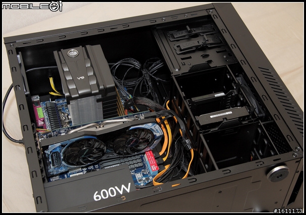 【開箱】i7 2600K+Z68AP-D3新機裝Silencio 550