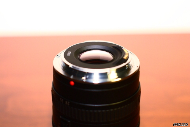 Canon EF輕巧老鏡 - EF28-70mm f/3.5-4.5 II