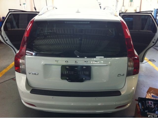 2012 V50 D4 R 極地白現身！