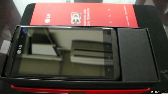 我的第一支3D手機LG-P920開箱