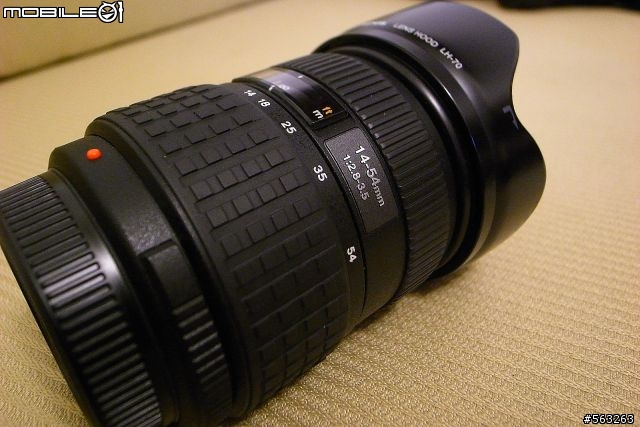在一片EVIL機的浪潮下，我接手了Olympus E-1...
