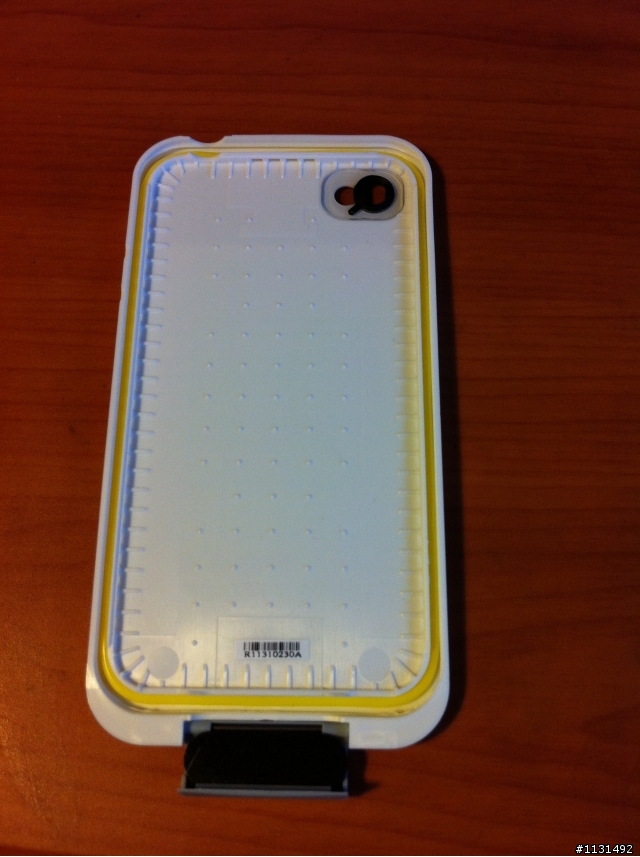 ((開箱))新增觸控畫面!!防水防震防塵防雪的iPhone 4 LifeProof™ Case開始我的安心生活!!