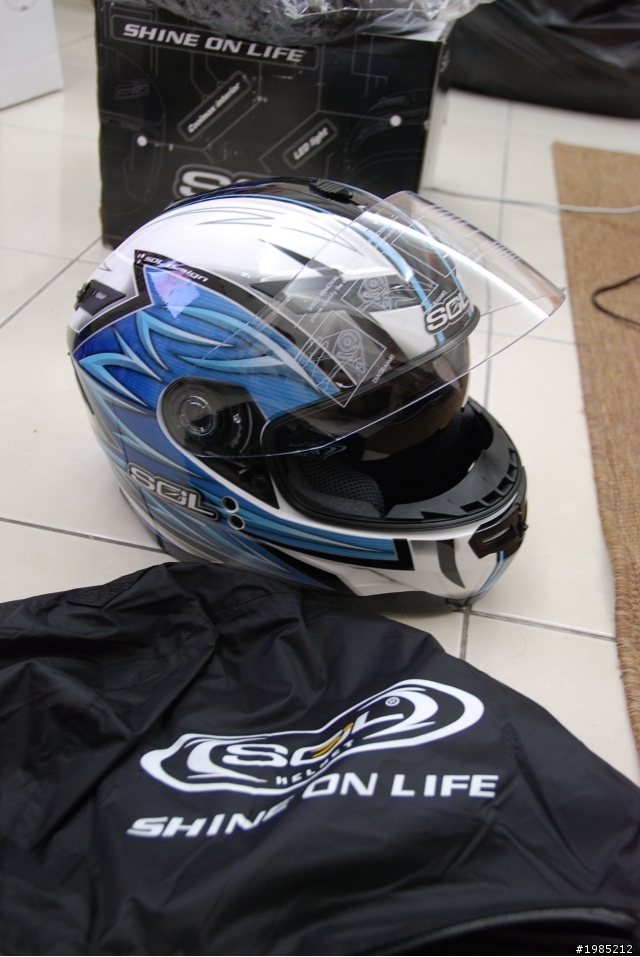 開箱文~~我低 新~~SF-1~~