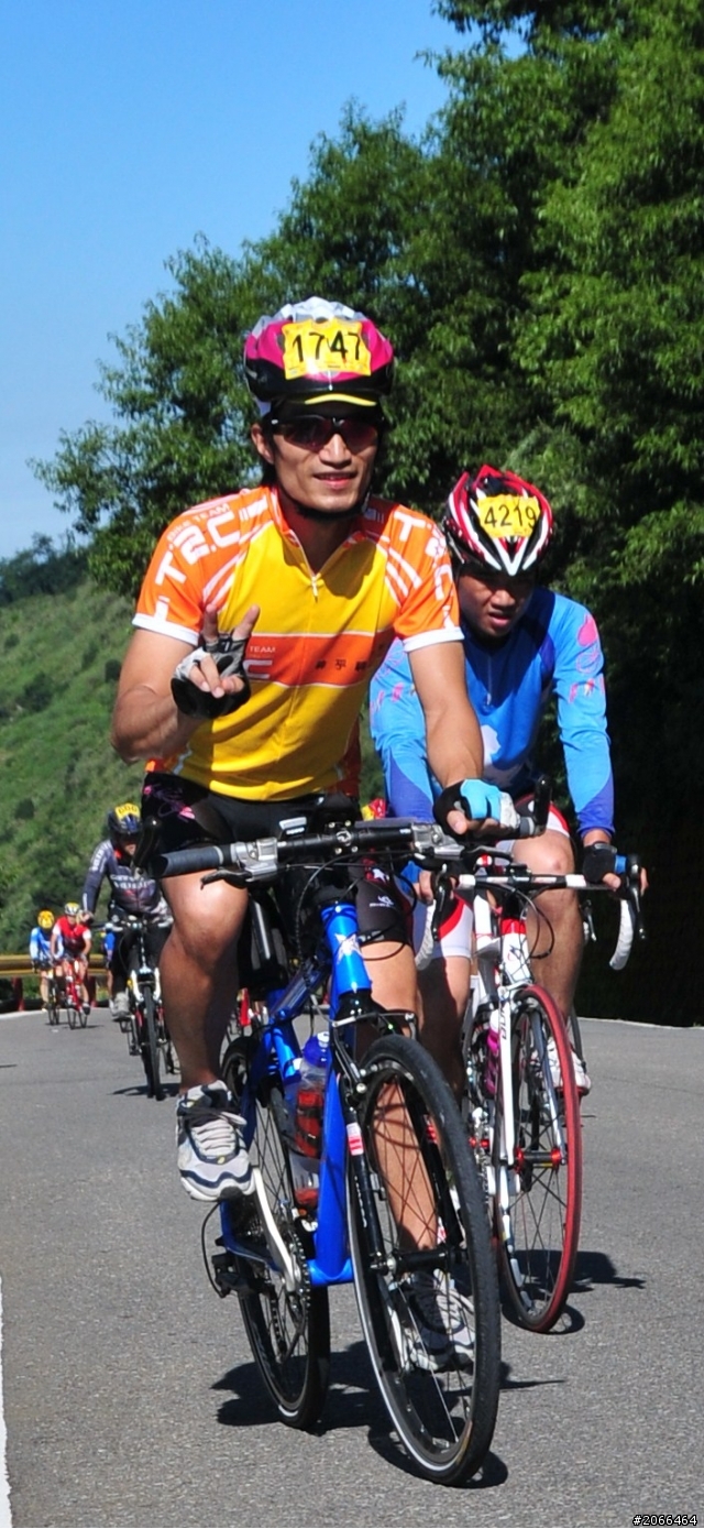 2011 ●  跳 跳 虎 在 武 嶺 ● 照片再次呈獻 08/26上傳