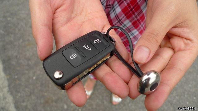 Fabia 1.6小開箱+內外裝照更新