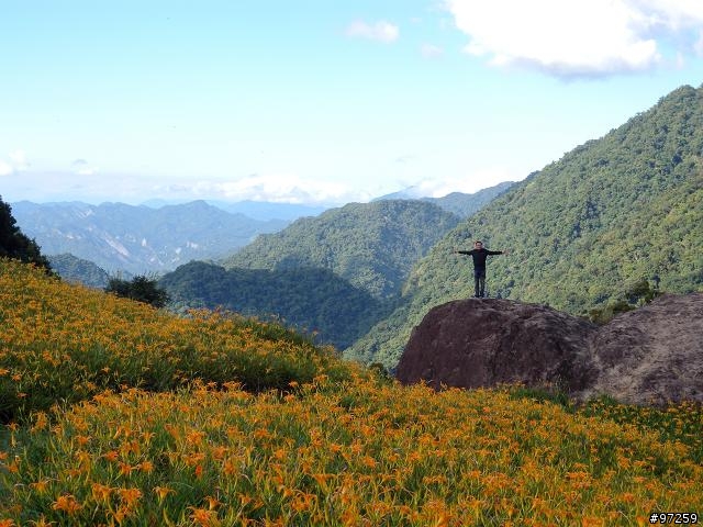 2011/08/16~18  大男子3天3夜環半島 赤科山+六十石山賞金針遊記分享