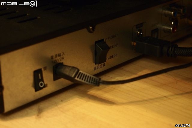 [開箱] CP值超高的42吋3D電視-VIZIO 3DTV [2011/10/6更新:贈送的3D藍光Player送來囉!]